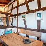 Maison Fleurie *