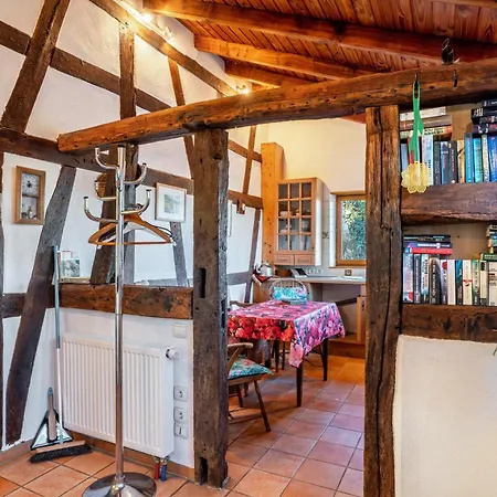 Maison Fleurie Apartment